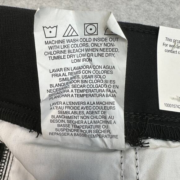 Lee Chino Short WMNS 26W(2) Unionall Black Mid Rise Ultra Soft Waistband Stretch - Picture 7 of 11